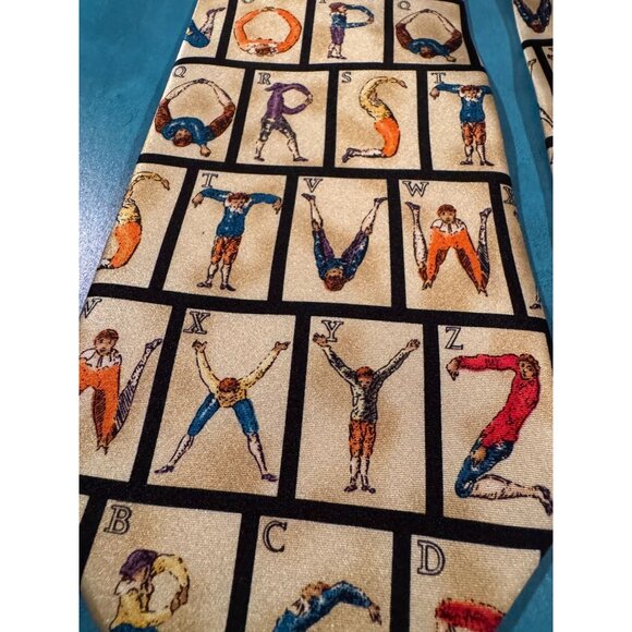 Vintage Museum Artifacts Tie ALL SILK with tag– 18th Century Colonial Alphabet ( - Picture 9 of 9